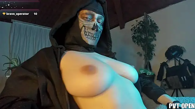 Snapshot of cos_operator chatting on 11, 2, 2026 cos operator online show from 11, 2, 2026