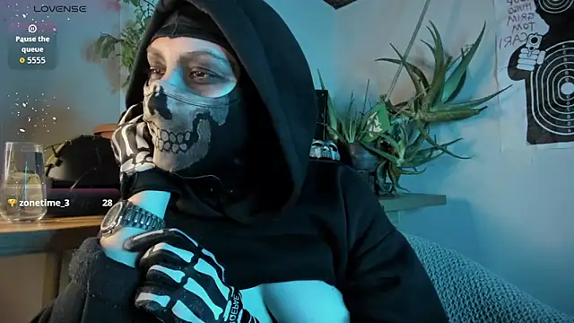 Snapshot of cos_operator chatting on 9, 10, 2025 cos operator online show from 9, 10, 2025