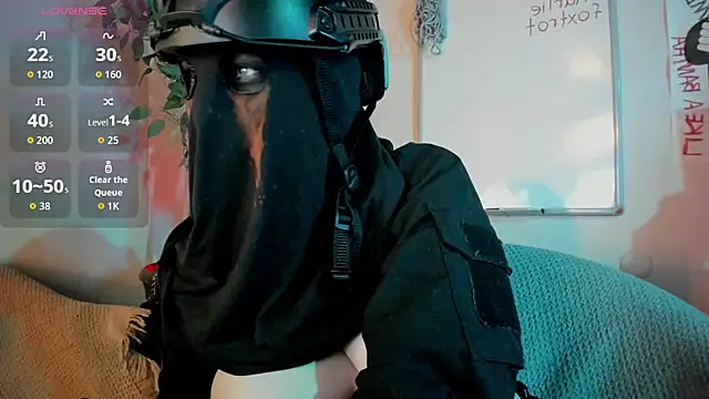 Snapshot of cos_operator chatting on 5, 11, 2025 cos operator online show from 5, 11, 2025