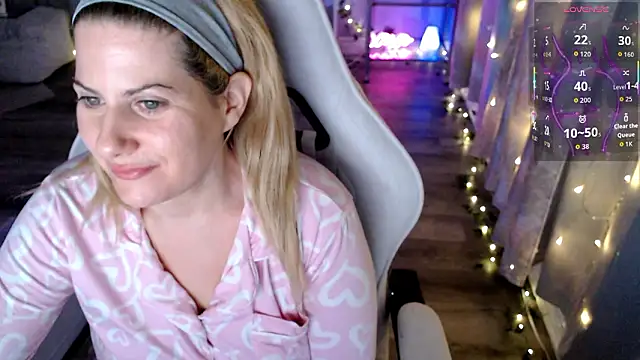 Snapshot of BellaStar84 chatting on 3, 3, 2026 BellaStar84 online show from 3, 3, 2026