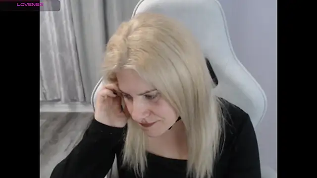 BellaStar84 online show from 30, 10, 2025