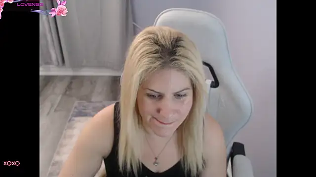 BellaStar84 online show from 10, 10, 2025