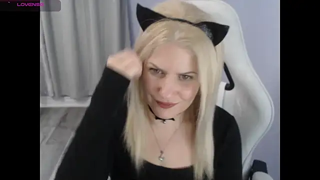 BellaStar84 online show from 28, 10, 2025