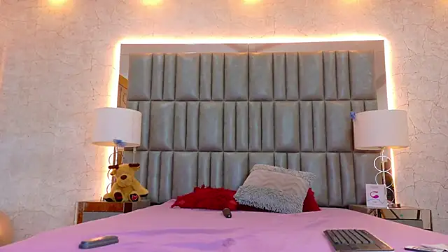 CamilaJohnston online show from 10, 1, 2026