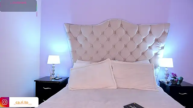 CarolineNasty online show from 1, 10, 2025