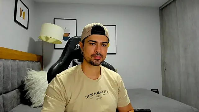 Dante Storm online show from 7, 11, 2025