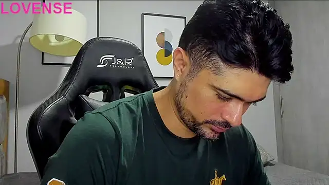 Dante Storm online show from 3, 10, 2025