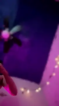 LoganPeny online show from 15, 4, 2026