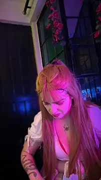 LoganPeny online show from 2, 12, 2025