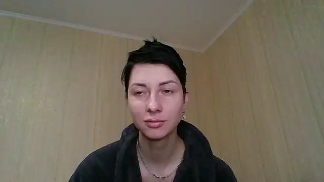 Snapshot of _Black-Panther_ chatting on 6, 11, 2025 Black-Panther online show from 6, 11, 2025