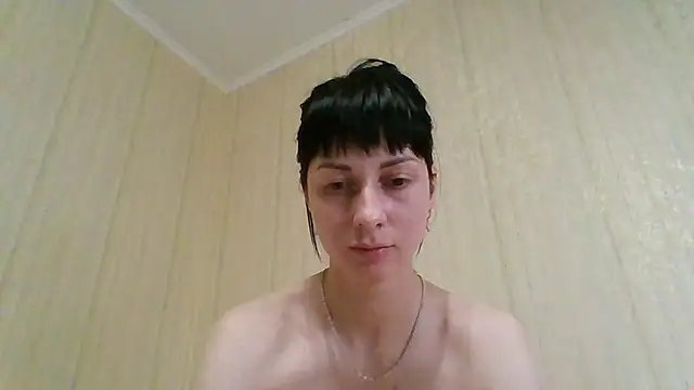 Snapshot of _Black-Panther_ chatting on 2, 11, 2025 Black-Panther online show from 2, 11, 2025