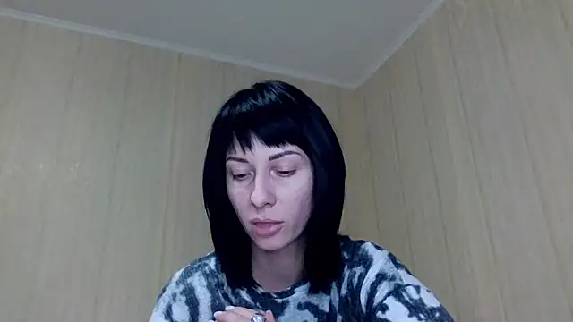 Snapshot of _Black-Panther_ chatting on 13, 10, 2025 Black-Panther online show from 13, 10, 2025