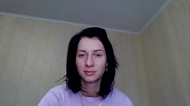 Snapshot of _Black-Panther_ chatting on 10, 9, 2025 Black-Panther online show from 10, 9, 2025