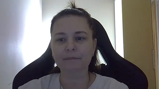  luna 08 online show from 16, 3, 2025