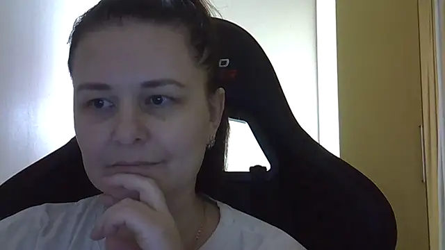  luna 08 online show from 16, 3, 2025