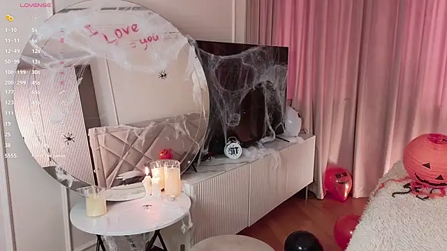 NormaCusson online show from 30, 10, 2025