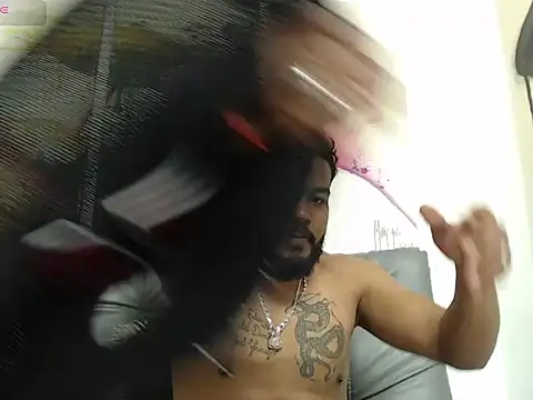 Snapshot of BladeFoxxx1 chatting on 26, 10, 2025 BladeFoxxx1 online show from 26, 10, 2025