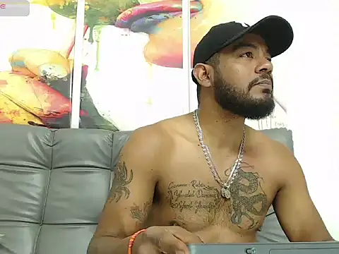 Snapshot of BladeFoxxx1 chatting on 21, 10, 2025 BladeFoxxx1 online show from 21, 10, 2025