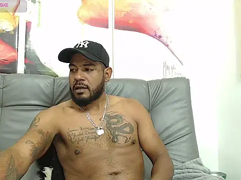 Snapshot of BladeFoxxx1 chatting on 18, 10, 2025 BladeFoxxx1 online show from 18, 10, 2025