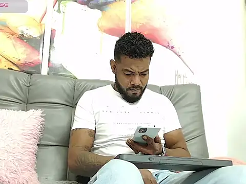 Snapshot of BladeFoxxx1 chatting on 7, 10, 2025 BladeFoxxx1 online show from 7, 10, 2025