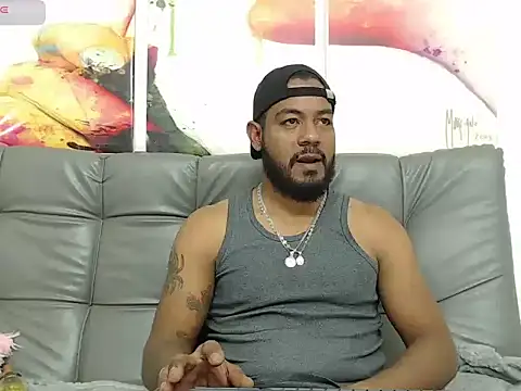 Snapshot of BladeFoxxx1 chatting on 23, 10, 2025 BladeFoxxx1 online show from 23, 10, 2025