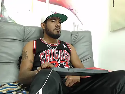 Snapshot of BladeFoxxx1 chatting on 27, 9, 2025 BladeFoxxx1 online show from 27, 9, 2025