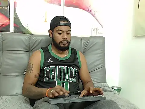 Snapshot of BladeFoxxx1 chatting on 3, 11, 2025 BladeFoxxx1 online show from 3, 11, 2025