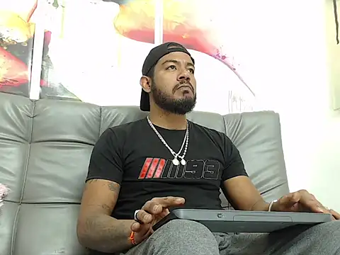 Snapshot of BladeFoxxx1 chatting on 28, 9, 2025 BladeFoxxx1 online show from 28, 9, 2025