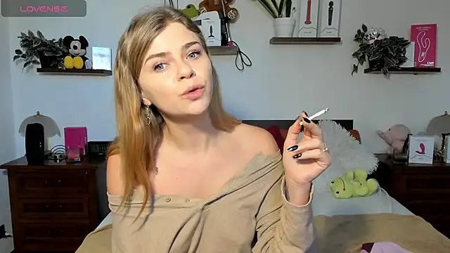 HaleyReedme online show from 18, 11, 2025