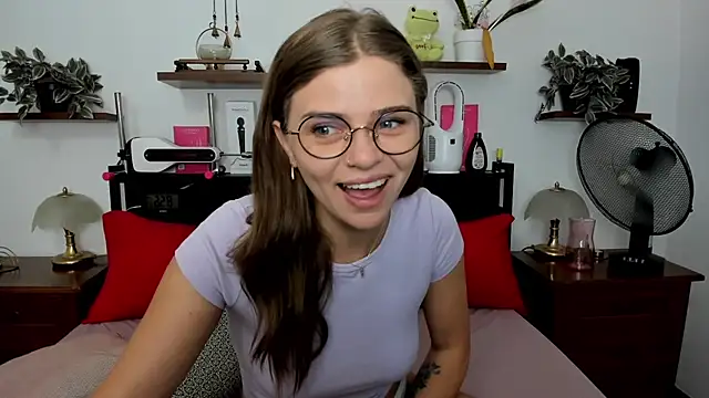 Snapshot of HaleyReedme chatting on 16, 7, 2026 HaleyReedme online show from 16, 7, 2026