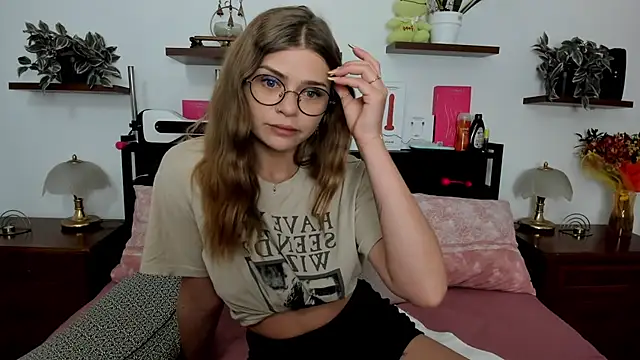 Snapshot of HaleyReedme chatting on 16, 6, 2026 HaleyReedme online show from 16, 6, 2026