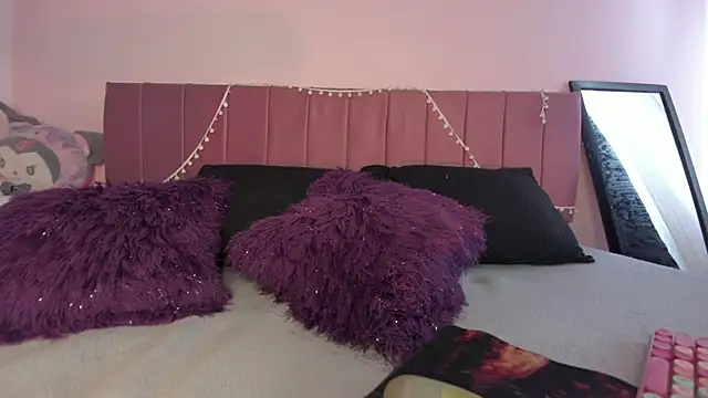 kitty-kryss online show from 25, 3, 2026