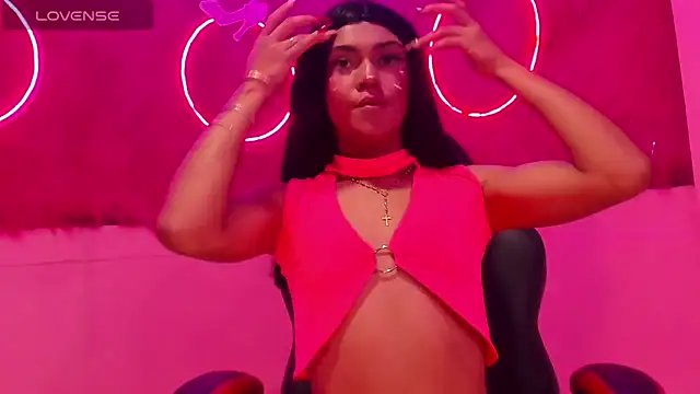 Nathalia Loess online show from 15, 3, 2025