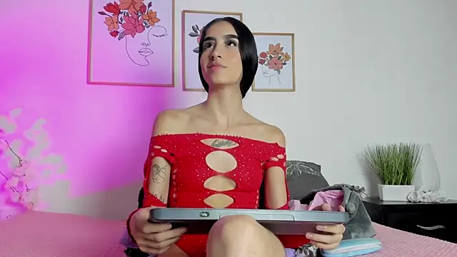 alana 111 online show from 24, 9, 2025