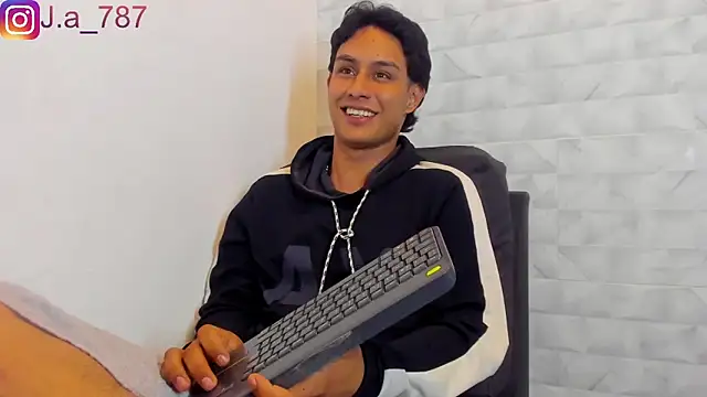 Stone grey1  online show from 20, 3, 2025