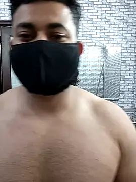 sumitsharma72 online show from 16, 4, 2026