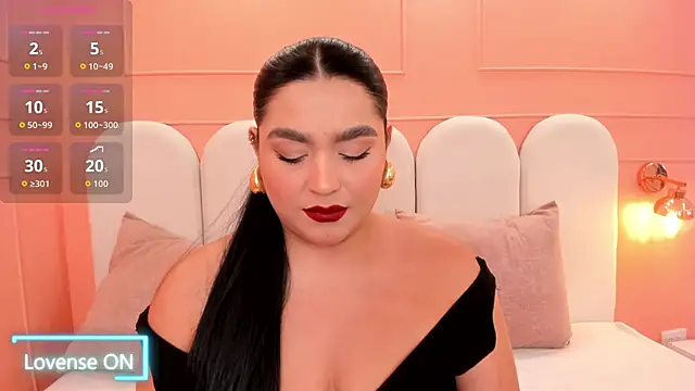 eva sainnt online show from 11, 11, 2025