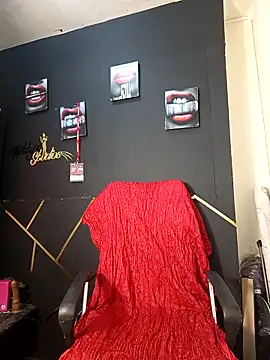 Tracy KS online show from 12, 9, 2025