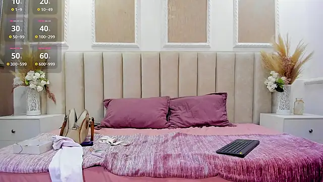 Snapshot of laura_latinhot1 chatting on 15, 10, 2025 laura latinhot1 online show from 15, 10, 2025