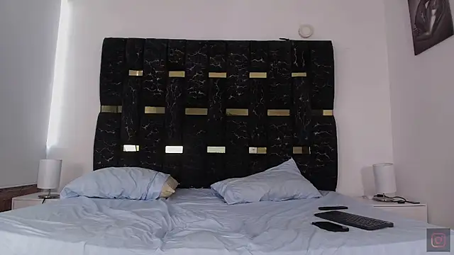 chris blake   online show from 16, 4, 2026