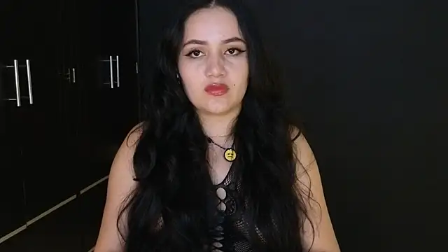Snapshot of Isa_1207 chatting on 23, 6, 2026 Isa 1207 online show from 23, 6, 2026