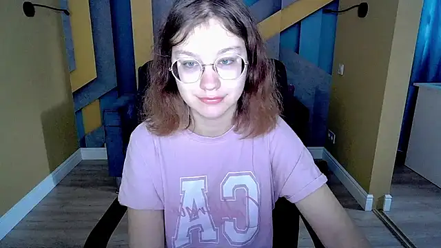 AngelinaLow online show from 15, 3, 2025