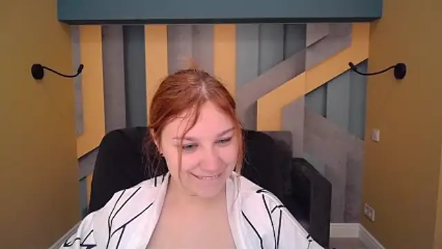 AngelinaLow online show from 13, 4, 2026