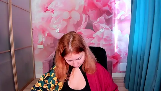 AngelinaLow online show from 5, 4, 2026