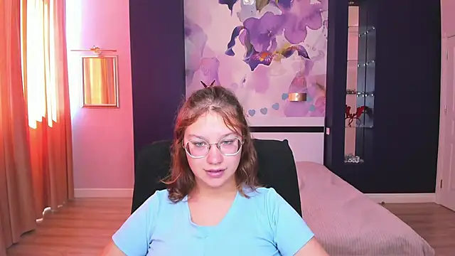 AngelinaLow online show from 22, 9, 2025