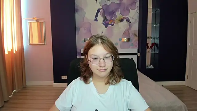 AngelinaLow online show from 27, 9, 2025