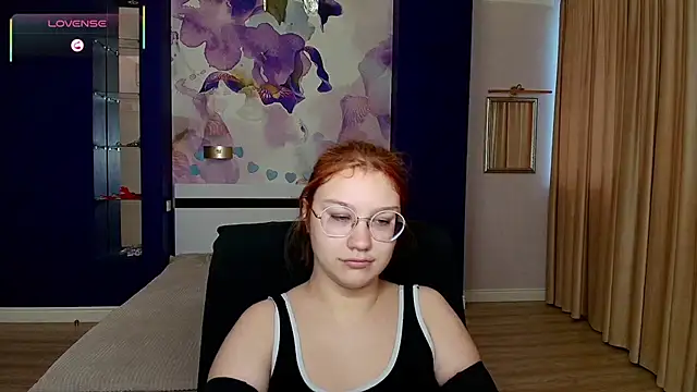 AngelinaLow online show from 5, 12, 2025