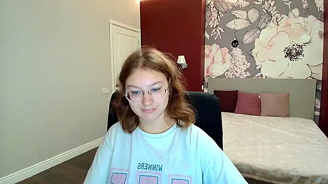 AngelinaLow online show from 30, 9, 2025