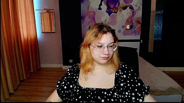 AngelinaLow online show from 3, 3, 2026