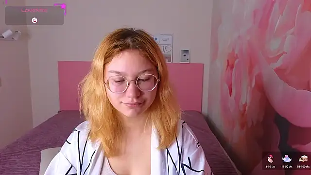 AngelinaLow online show from 1, 2, 2026